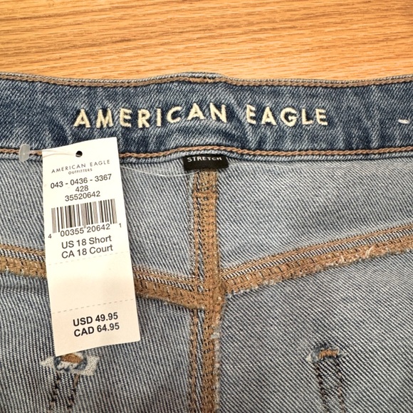 American Eagle Mom Jean - Picture 3 of 6